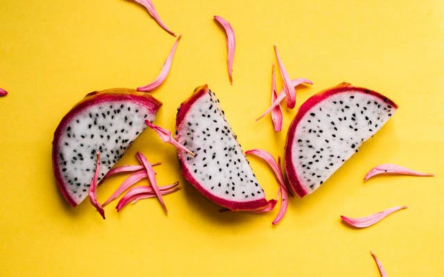 Dragon fruit (pitaya)