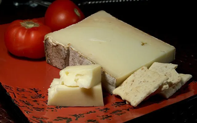 Formaggio fontina