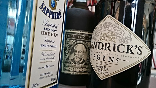 Gin liscio