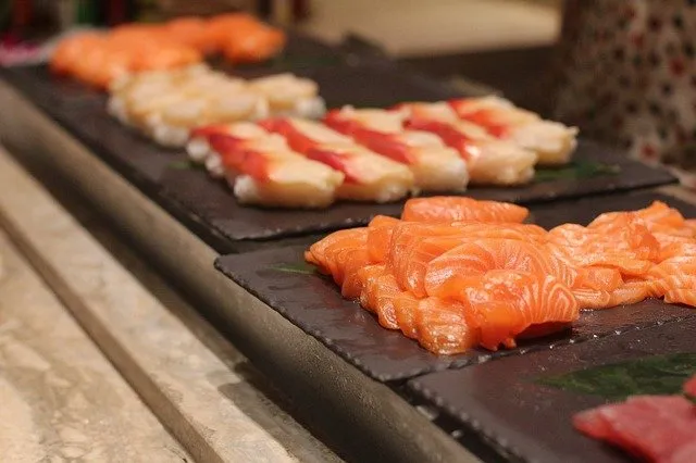 Sashimi di salmone