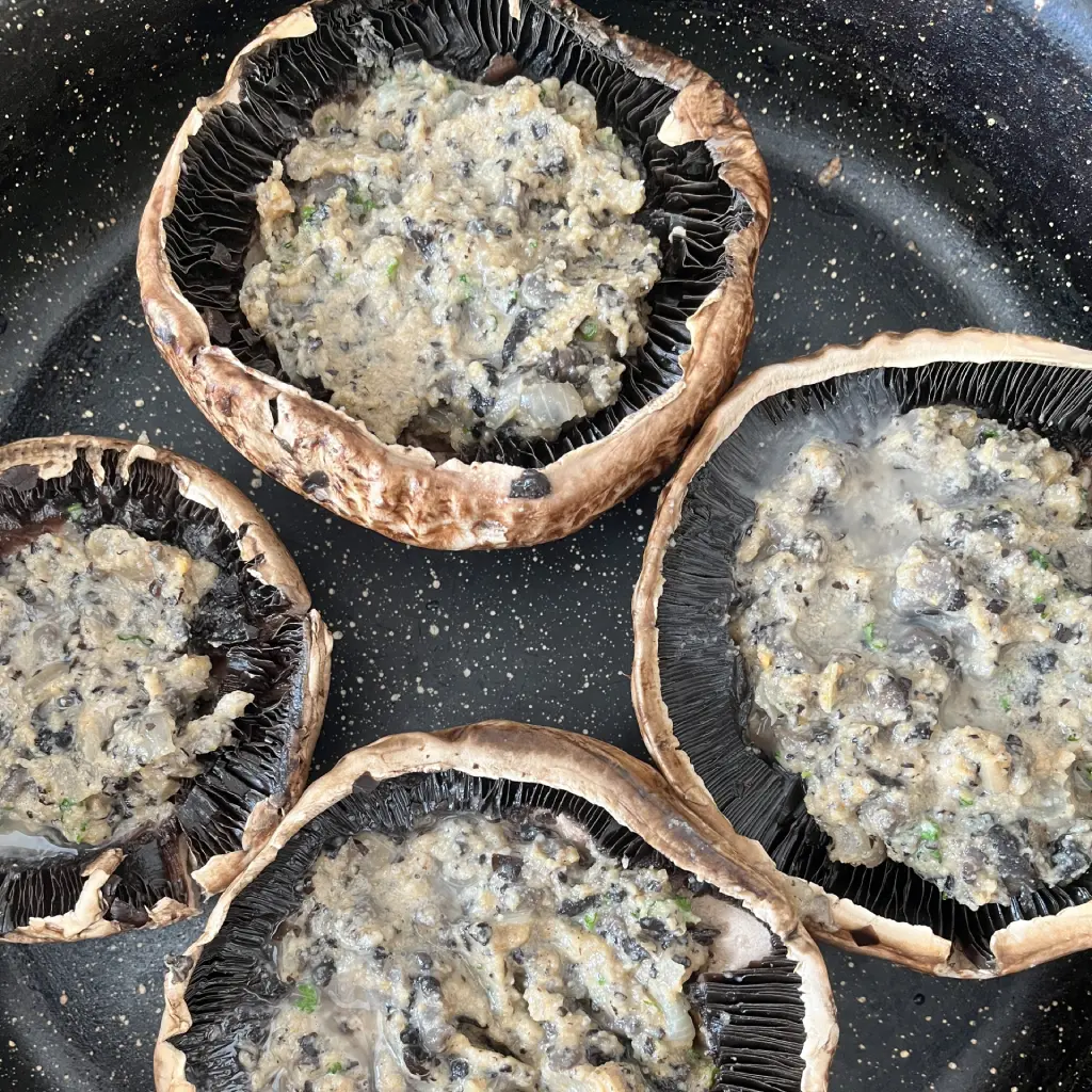 Funghi Portobello ripieni al formaggio